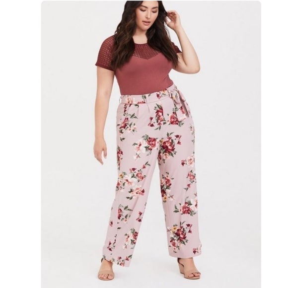 TORRID Lilac Purple Floral Crepe Wide Leg Pant 4X - Picture 1 of 8